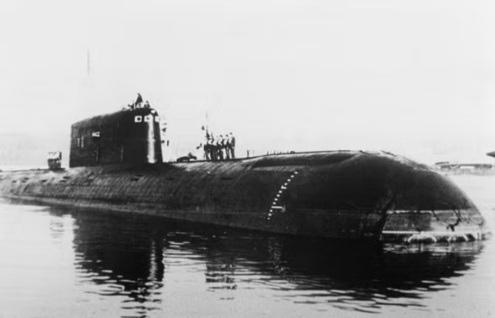 ডুবে যাওয়া পারমাণবিক সাবমেরিন জনিত তেজস্ক্রিয় ঝুঁকি